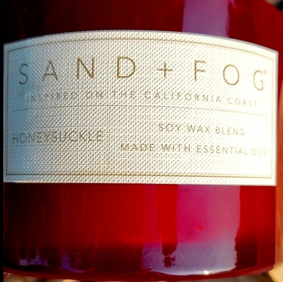 NEW Sand & Fog 'Be Your Own Kind of Beautiful' Honeysuckle Soy Candle - Picture 10 of 16